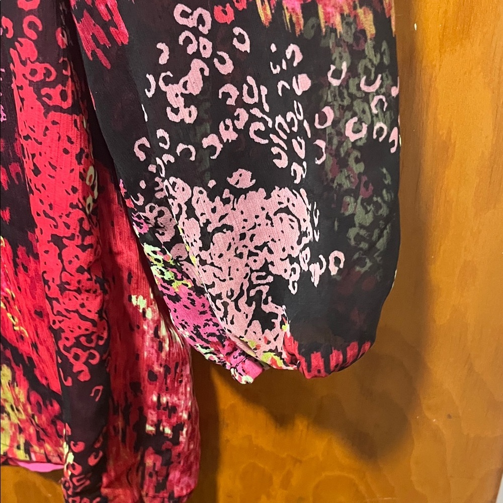 Nue Options Red and Pink Patterned Blouse - Picture 4 of 5